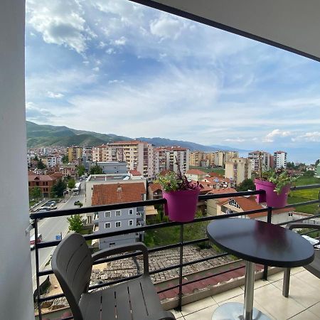 Guest'S Apartament Pogradec Luaran gambar