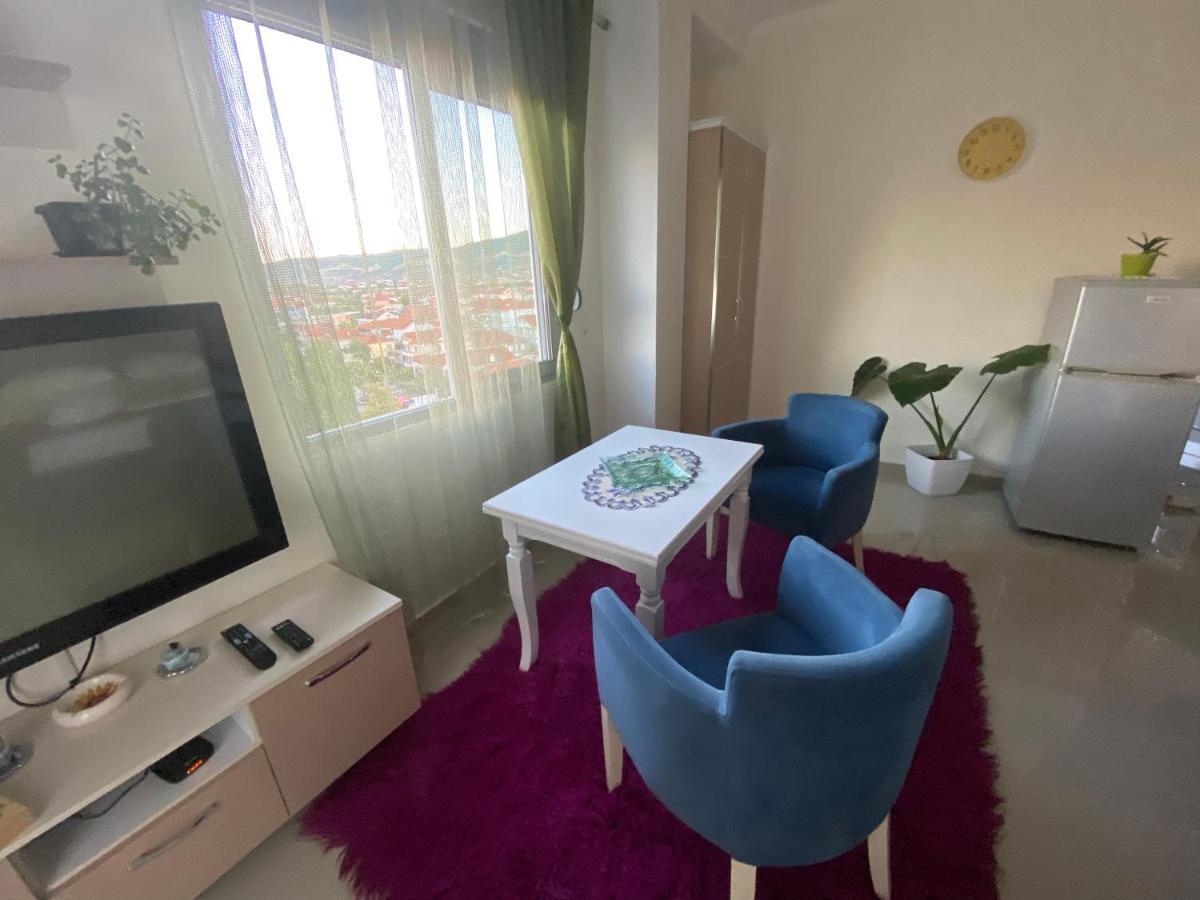 Guest'S Apartament Pogradec Luaran gambar
