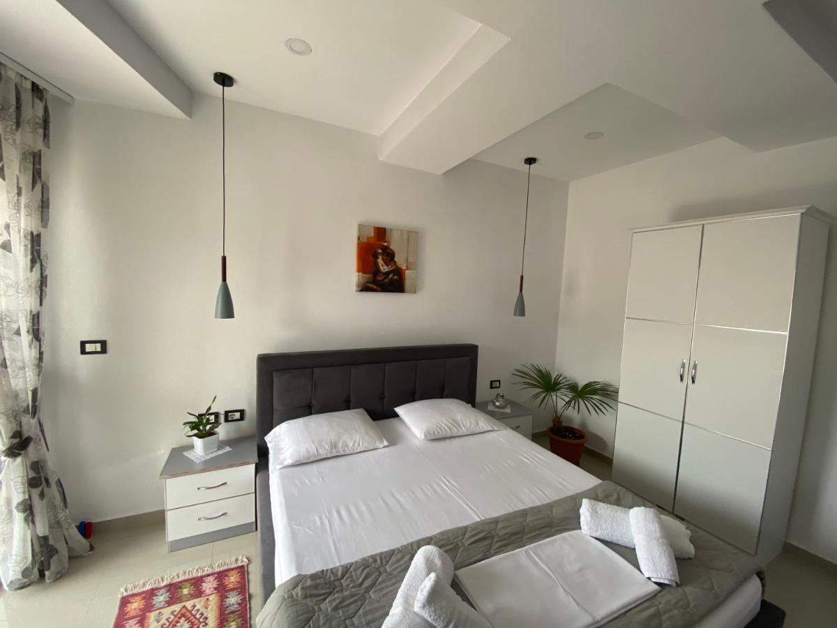Guest'S Apartament Pogradec Luaran gambar