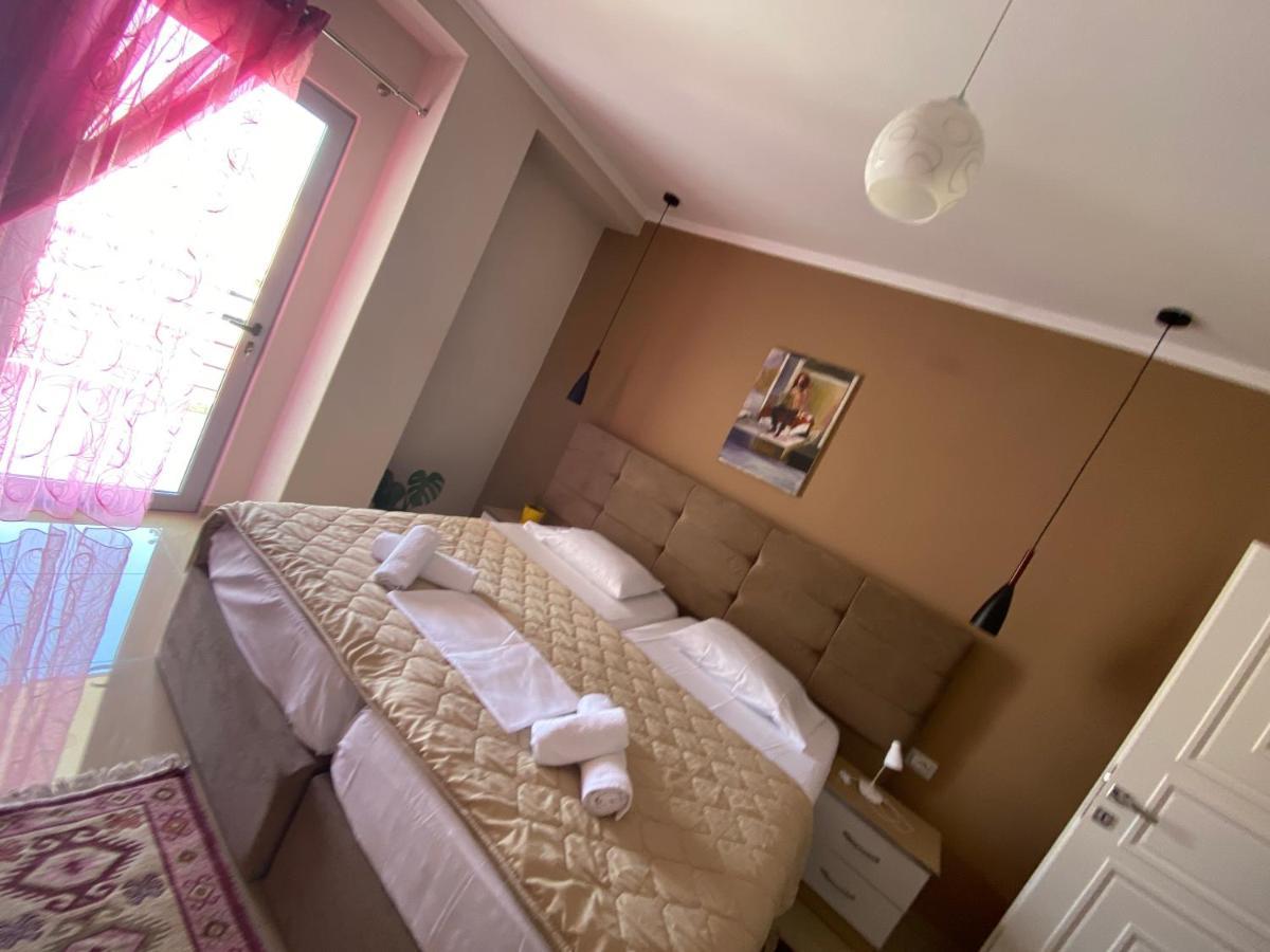 Guest'S Apartament Pogradec Luaran gambar