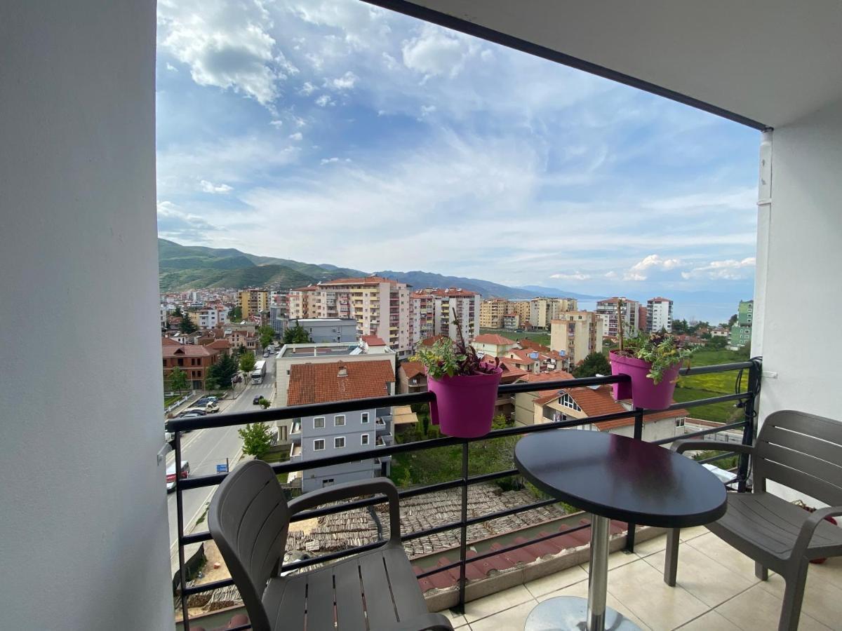 Guest'S Apartament Pogradec Luaran gambar