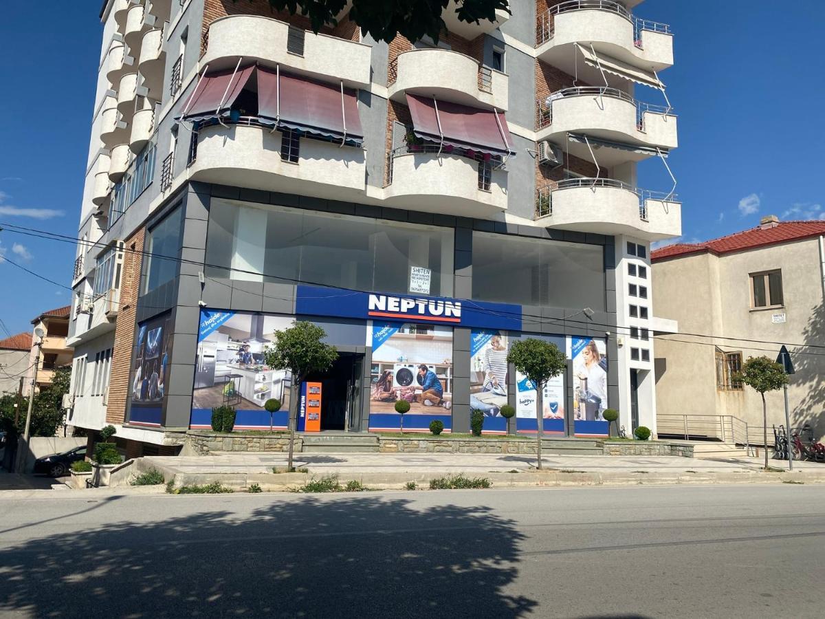 Guest'S Apartament Pogradec Luaran gambar