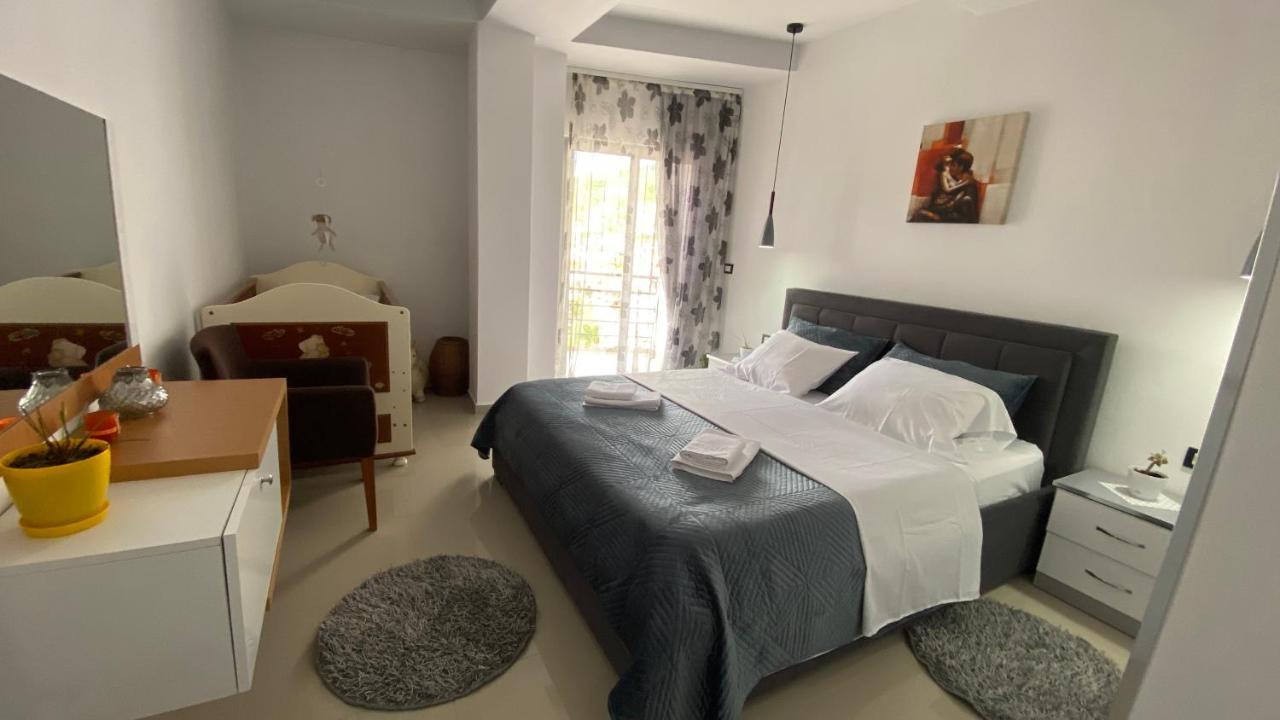 Guest'S Apartament Pogradec Luaran gambar