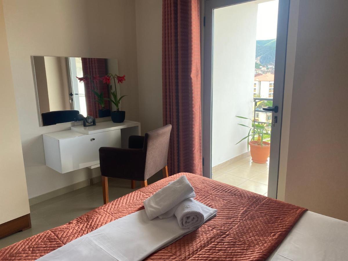 Guest'S Apartament Pogradec Luaran gambar