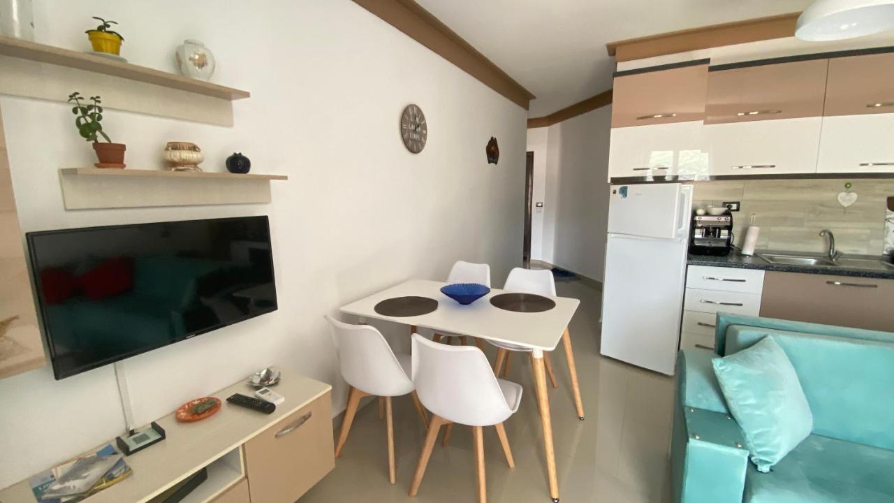 Guest'S Apartament Pogradec Luaran gambar