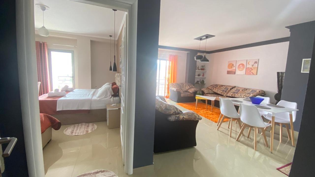 Guest'S Apartament Pogradec Luaran gambar
