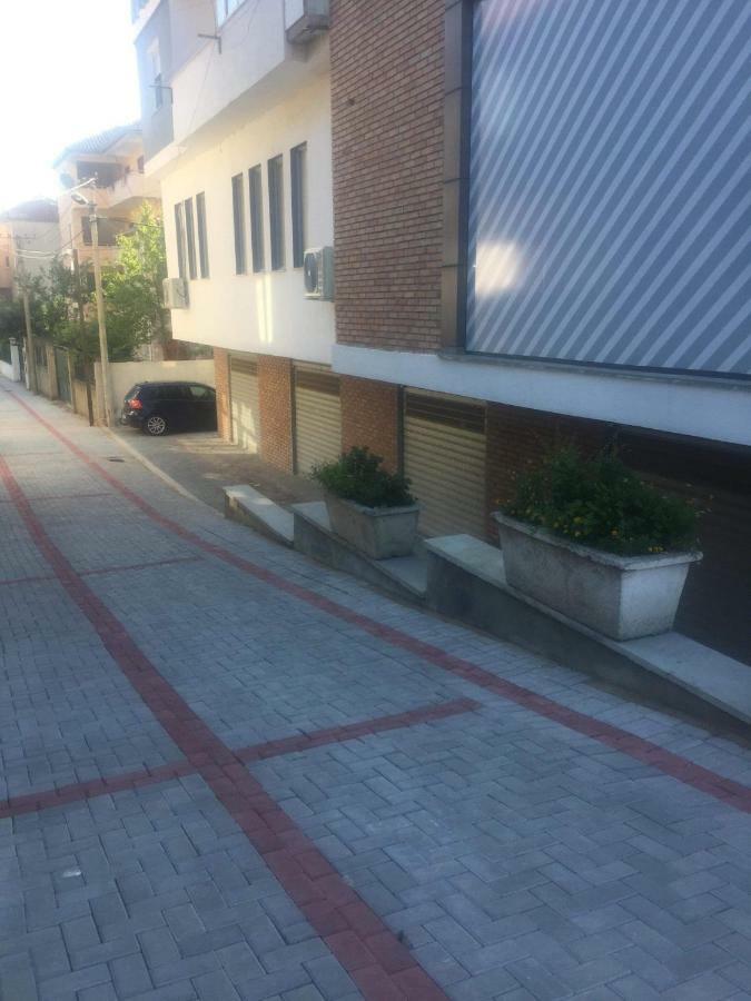 Guest'S Apartament Pogradec Luaran gambar