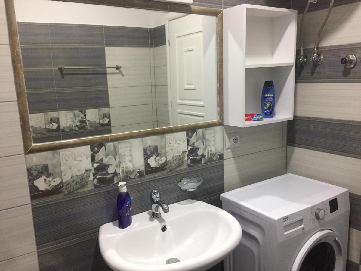 Guest'S Apartament Pogradec Luaran gambar